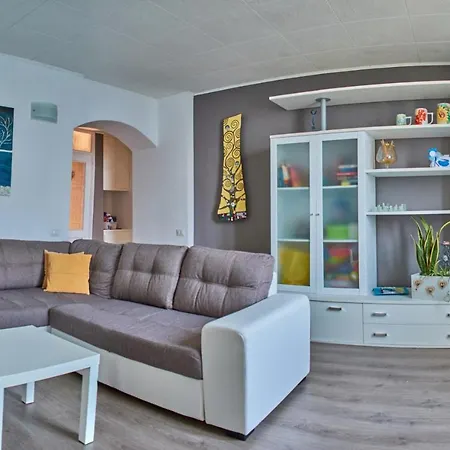La Terrazza Apartment *